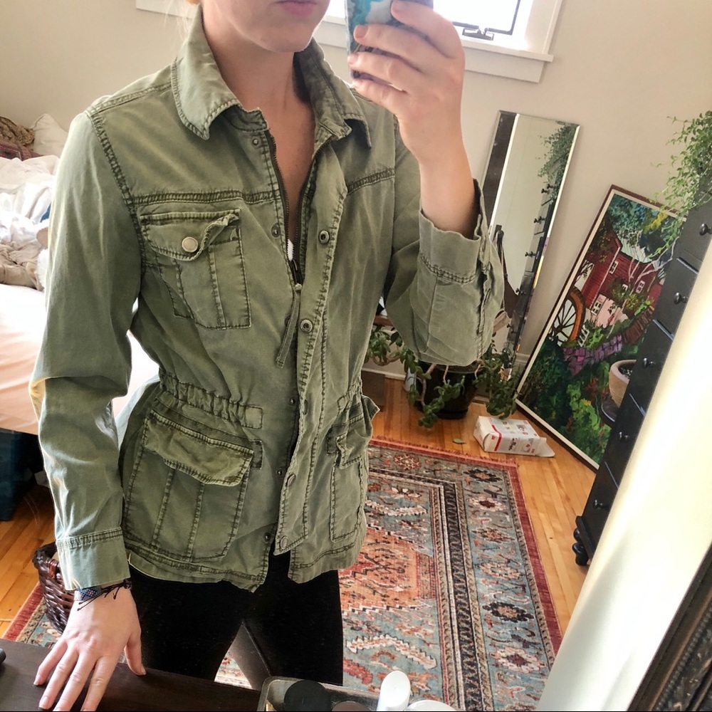 Beautiful Anthropologie jacket 💚💚